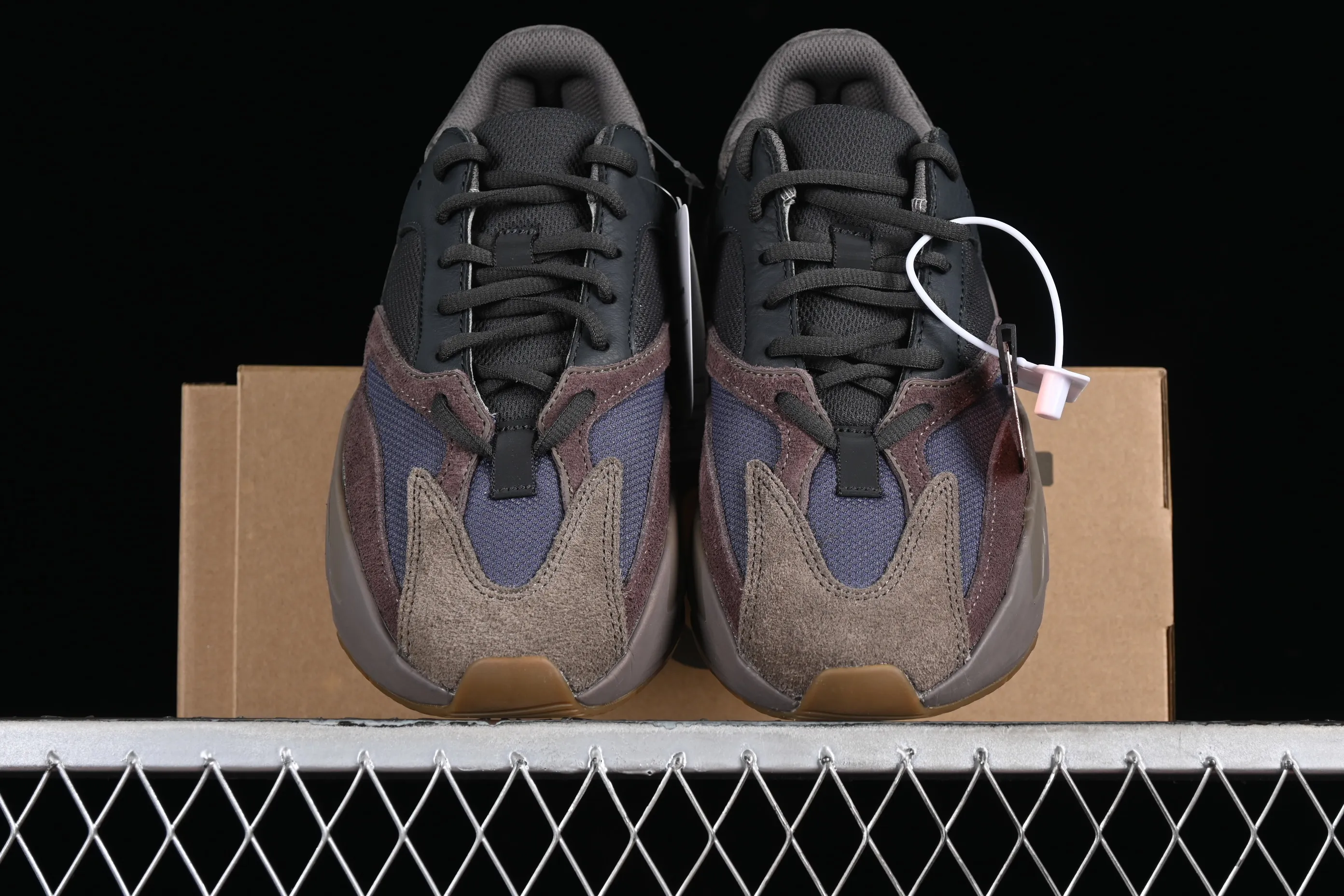 All Categories Ad Yeezy Coconut Series G Version Ad Calabasas Yeezy Boost 700 Runner EE9614 Kanye Coconut 700 3M Reflective Running Shoes